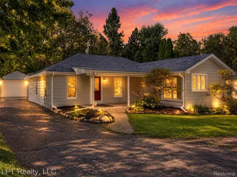 29915 Milford Rd, Lyon, MI 48165