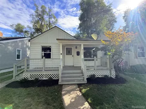 830 Channing St, Ferndale, MI 48220