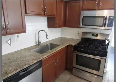 18655 Wood St, Melvindale, MI 48122 photo 6