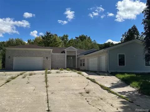 1376 Cedar Dr, Goodland, MI 48444