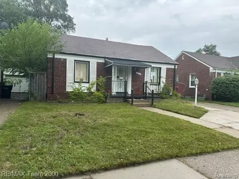 17312 Saint Marys St, Detroit, MI 48235