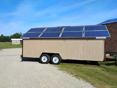 1935 N Dodge Rd, Ellington, MI 48729