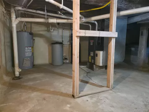 Other - 11 Clark St, Yale, MI 48097 photo 10 of 13