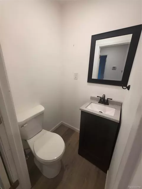 Bath - 11 Clark St, Yale, MI 48097 photo 3 of 3