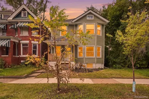 3493 Baldwin St, Detroit, MI 48214