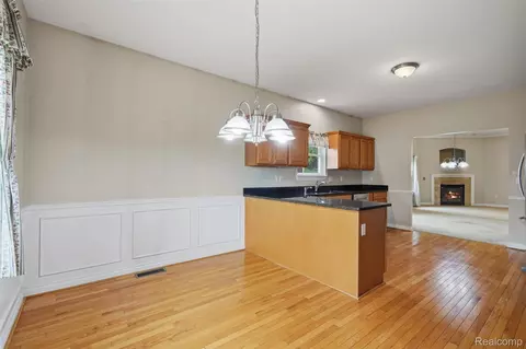 Other - 23875 Thorn Dr, Flat Rock, MI 48134 photo 3 of 10