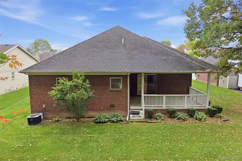 Exterior - 23875 Thorn Dr, Flat Rock, MI 48134 photo 11 of 11