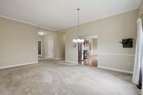Living - 23875 Thorn Dr, Flat Rock, MI 48134 photo 6 of 6
