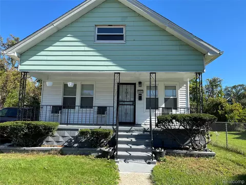 15822 Quincy St, Detroit, MI 48238