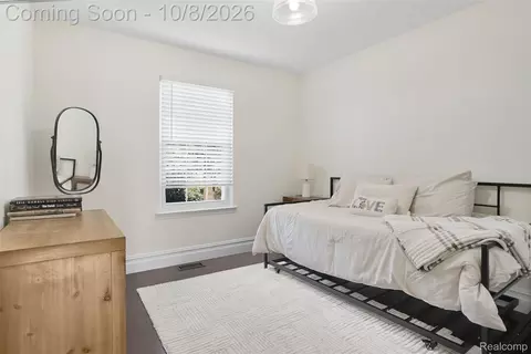 Bedroom - 2259 Hickory Circle Dr, Oceola, MI 48855 photo 3 of 5