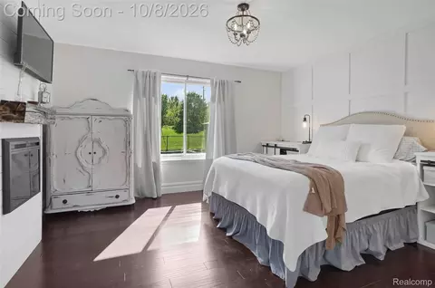 Bedroom - 2259 Hickory Circle Dr, Oceola, MI 48855 photo 1 of 5