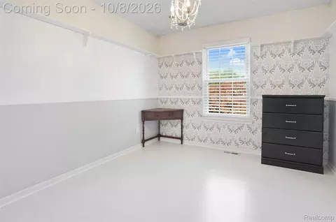 Bedroom - 2259 Hickory Circle Dr, Oceola, MI 48855 photo 4 of 5