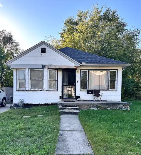 17845 Rowe St, Detroit, MI 48205