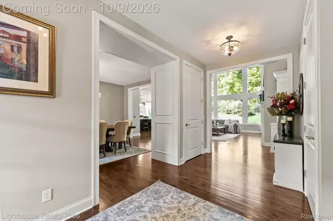 Entry Way - 5648 Ciderberry Dr, Genoa, MI 48116 photo 2 of 5