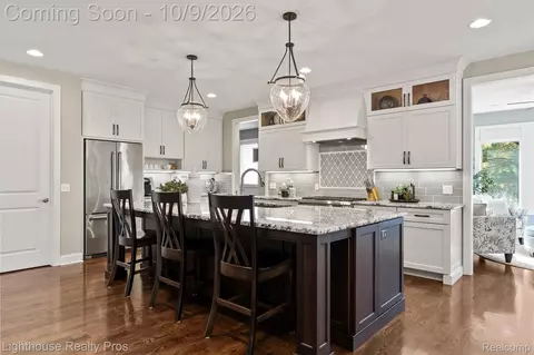 Kitchen - 5648 Ciderberry Dr, Genoa, MI 48116 photo 4 of 15