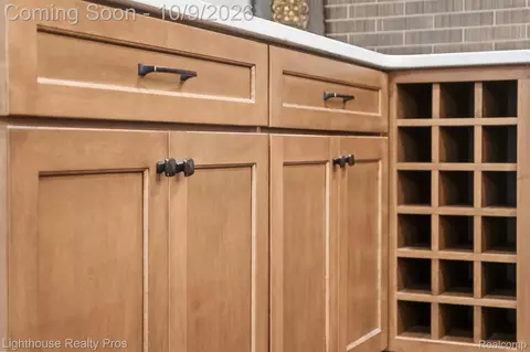 Kitchen - 5648 Ciderberry Dr, Genoa, MI 48116 photo 13 of 15