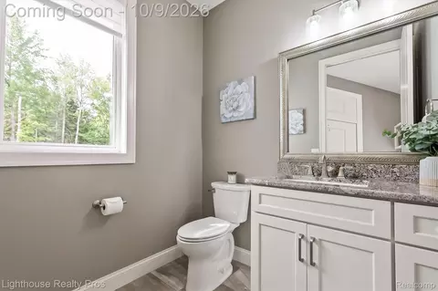 Bath - 5648 Ciderberry Dr, Genoa, MI 48116 photo 5 of 11