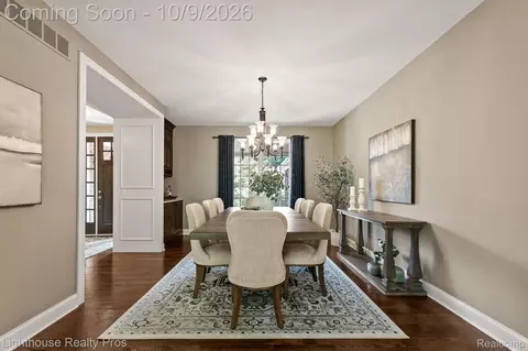 Dining - 5648 Ciderberry Dr, Genoa, MI 48116 photo 3 of 3