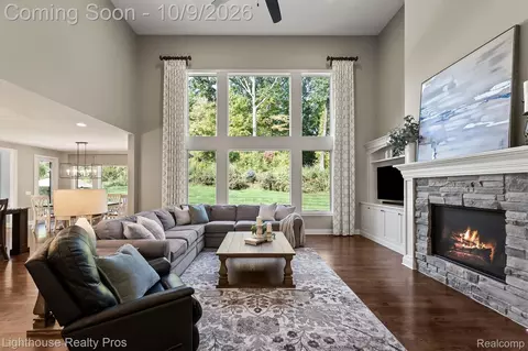 Living - 5648 Ciderberry Dr, Genoa, MI 48116 photo 2 of 4
