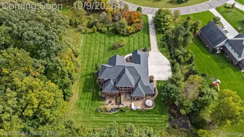 View/Area - 5648 Ciderberry Dr, Genoa, MI 48116 photo 3 of 3