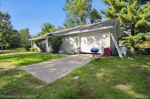 Exterior - 650 Lynn St, Baldwin, MI 49304 photo 5 of 9