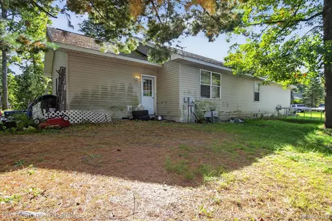Exterior - 650 Lynn St, Baldwin, MI 49304 photo 6 of 9