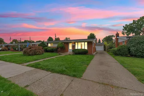 26811 Van Buren Rd, Dearborn Heights, MI 48127