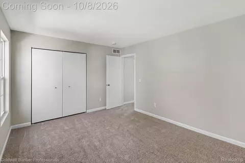 Bedroom - 8135 Cypress Cir, Lima, MI 48130 photo 4 of 6
