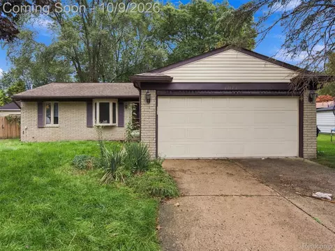 41138 Wessel Dr, Sterling Heights, MI 48313