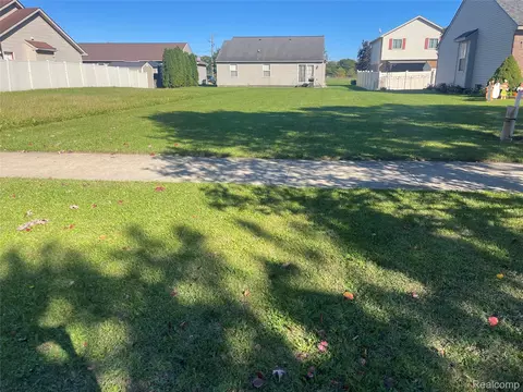 12266 Hannah Ln, Ash, MI 48117