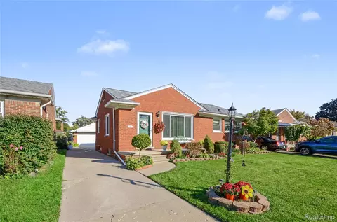 Other - 21750 Schroeder Ave, Eastpointe, MI 48021 photo 7 of 8