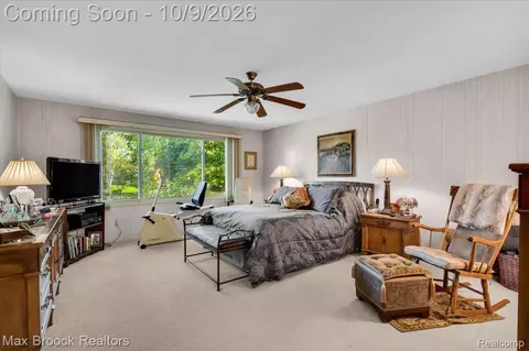 Bedroom - 7133 Bridge Way, West Bloomfield, MI 48322 photo 1 of 3