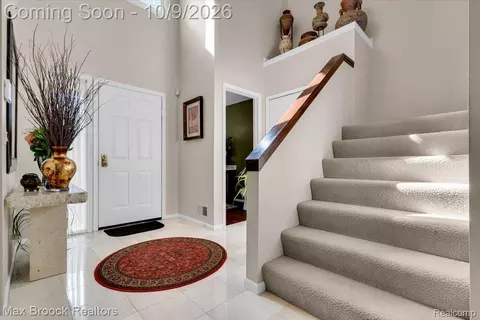 Entry Way - 7133 Bridge Way, West Bloomfield, MI 48322 photo 1 of 2