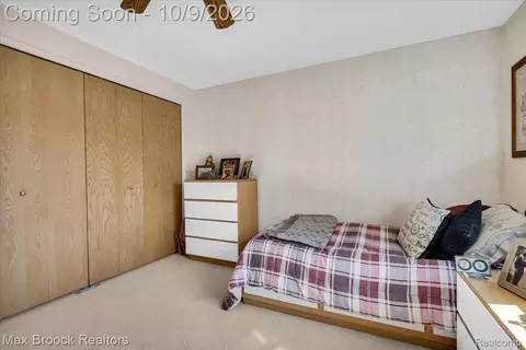 Bedroom - 7133 Bridge Way, West Bloomfield, MI 48322 photo 3 of 3
