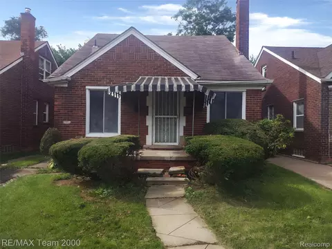 8089 Sussex St, Detroit, MI 48228