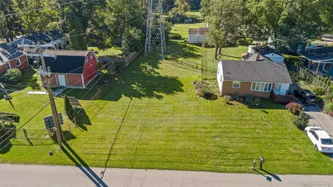 2581 Verna St, Ypsilanti, MI 48197