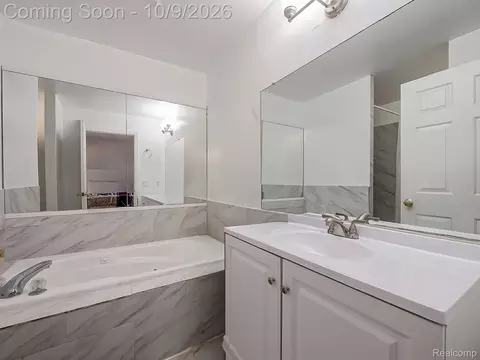 Bath - 6358 Dexter St, Romulus, MI 48174 photo 2 of 4