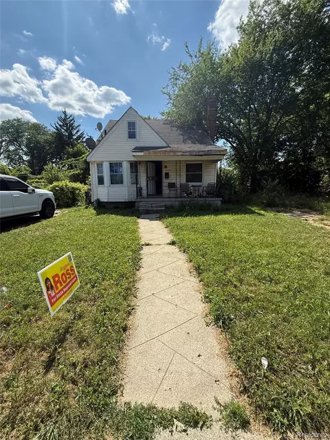9573 Meyers Rd, Detroit, MI 48227