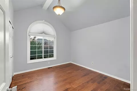 Bedroom - 50576 Commons Dr, Macomb, MI 48042 photo 1 of 5