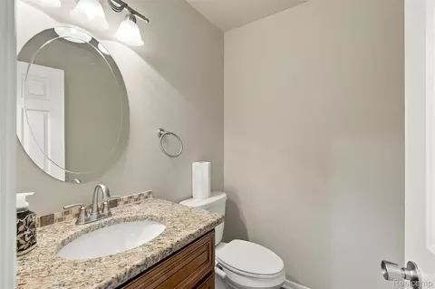 Bath - 50576 Commons Dr, Macomb, MI 48042 photo 1 of 6