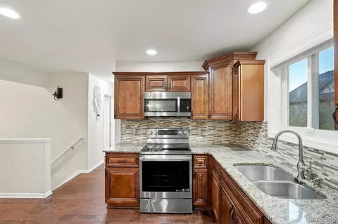 Kitchen - 50576 Commons Dr, Macomb, MI 48042 photo 3 of 3