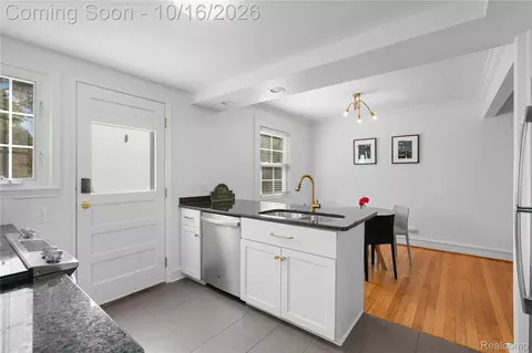 Kitchen - 1734 Graefield Rd, Birmingham, MI 48009 photo 1 of 4