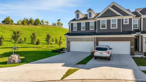 4727 Broomfield Way, Orion, MI 48359