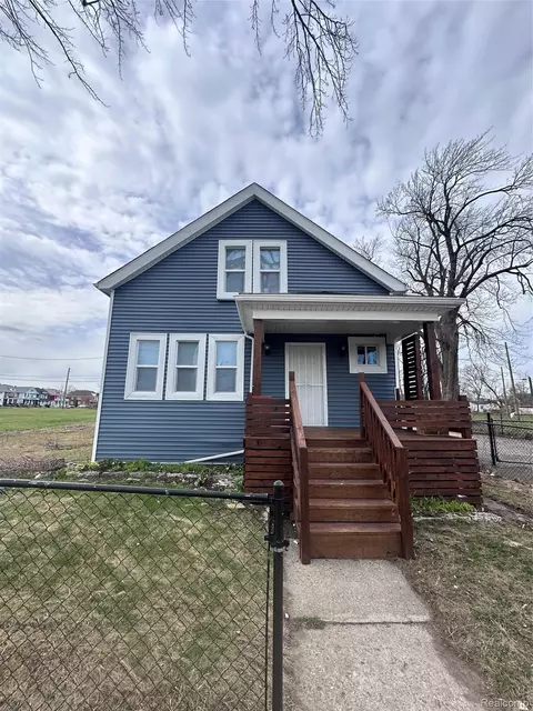 8857 Charlevoix St, Detroit, MI 48214