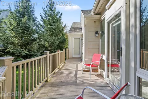 Exterior - 4646 Roundtree Dr, Genoa, MI 48116 photo 2 of 4