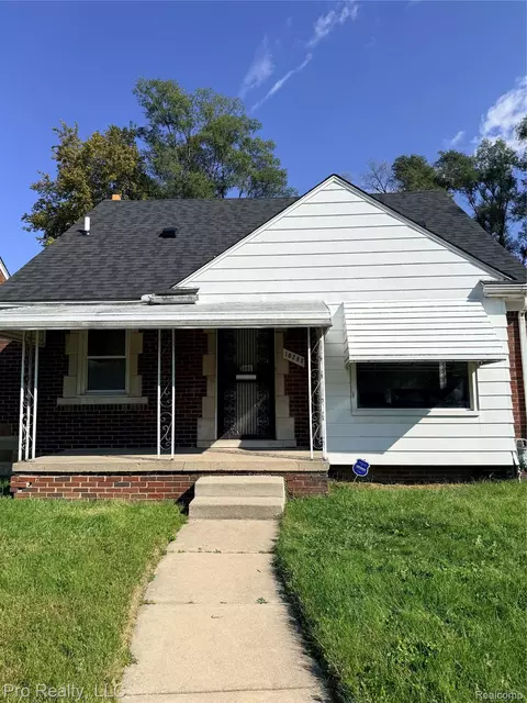 18288 Glastonbury Rd, Detroit, MI 48219