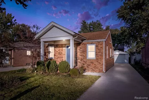 23020 Albion Ave, Farmington Hills, MI 48336