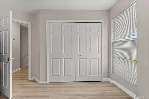 Bedroom - 28215 Hillsbriar Dr, Romulus, MI 48174 photo 6 of 9