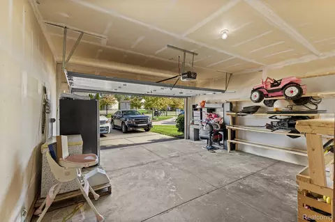 Other - 28215 Hillsbriar Dr, Romulus, MI 48174 photo 9 of 10