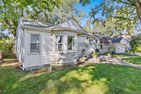 12039 Lucerne Ave, Redford, MI 48239